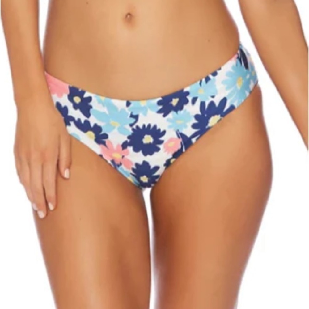 SPLENDID
Room to Bloom Reversible Retro Bikini Bottom medium